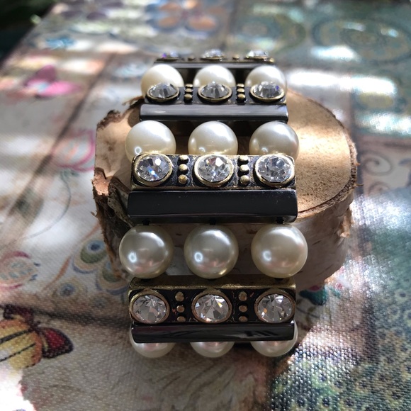 Pearls Swarovski Crystal Genuine Hematite Bracelet - Picture 9 of 16